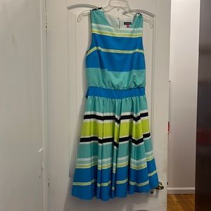 Vince Camuto flowy colorful blue green neon dress with bow belt size 6